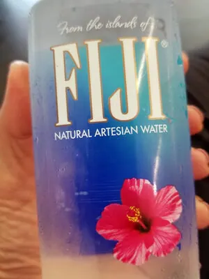 Fiji Natural Artesian Water